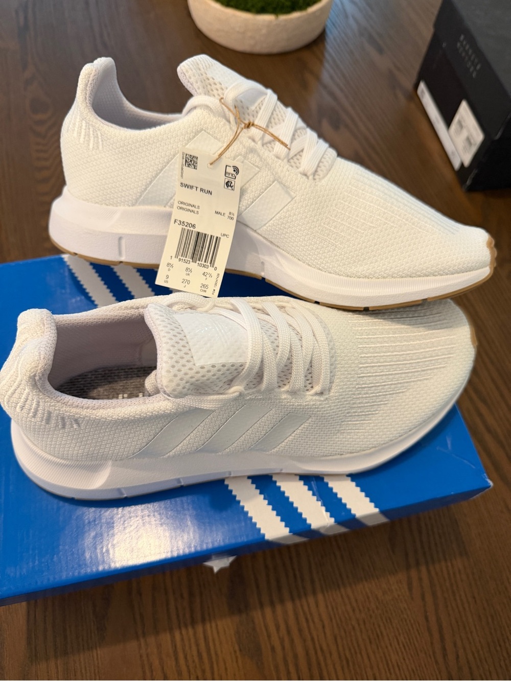 adidas Swift Run Men's Athletic Sneakers - White